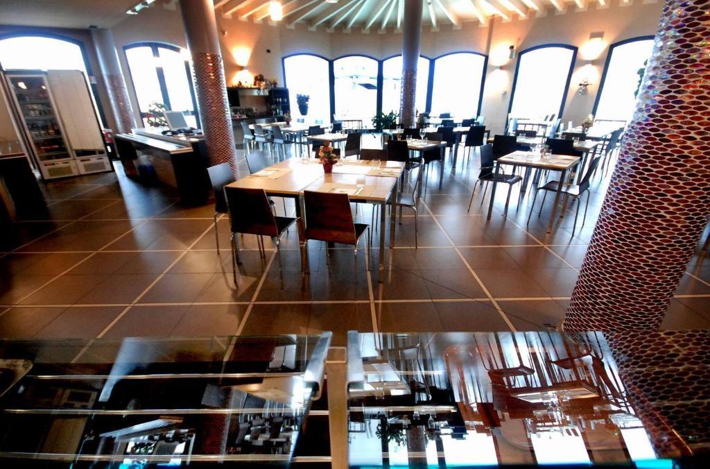 Albergo Delle Industrie Казалмаджоре Екстериор снимка